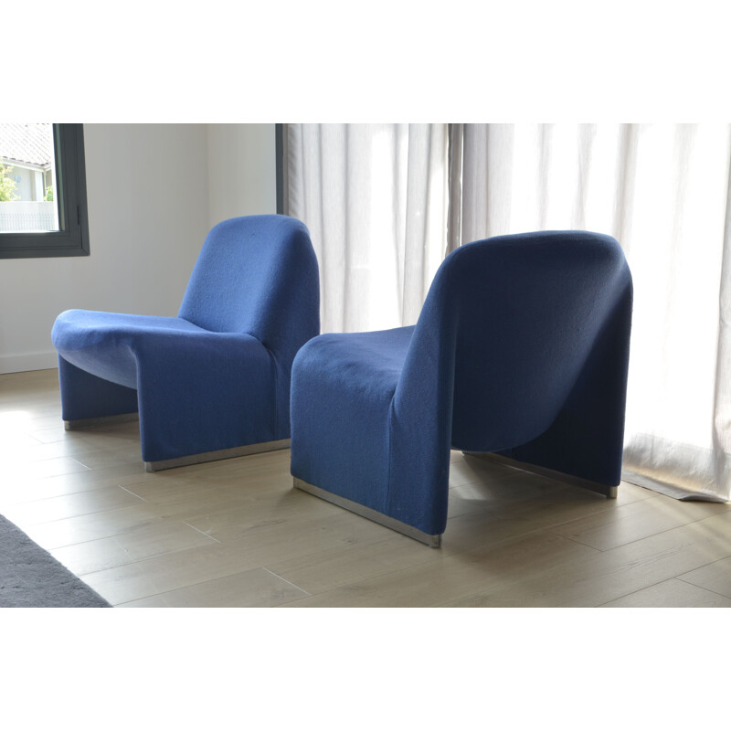 Vintage pair of Alky armchairs by Piretti for Castelli in blue fabric 1960