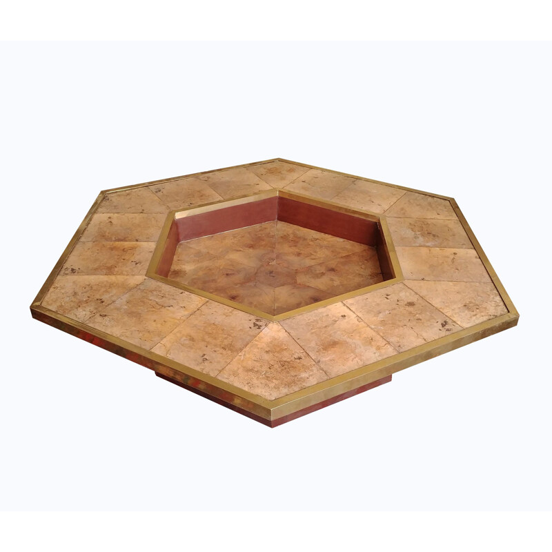 Table basse vintage hexagonale en bois de loupe laiton et cuir 1970