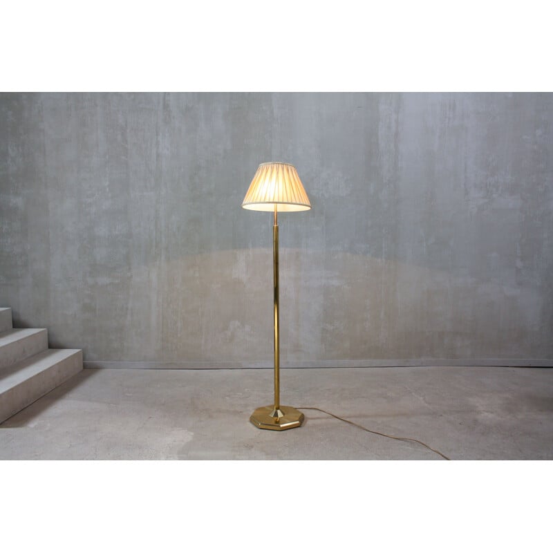 Vintage floorlamp in solid brass and beige fabric 1970s