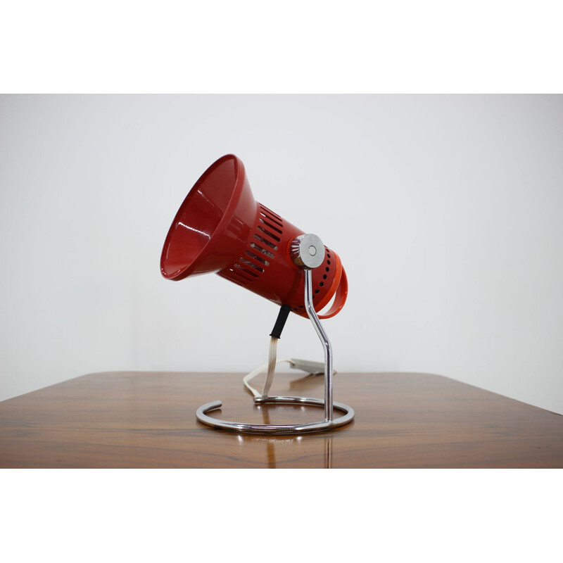 Adjustable vintage table lamp in red lacquered metal, Czechoslovakia 1980