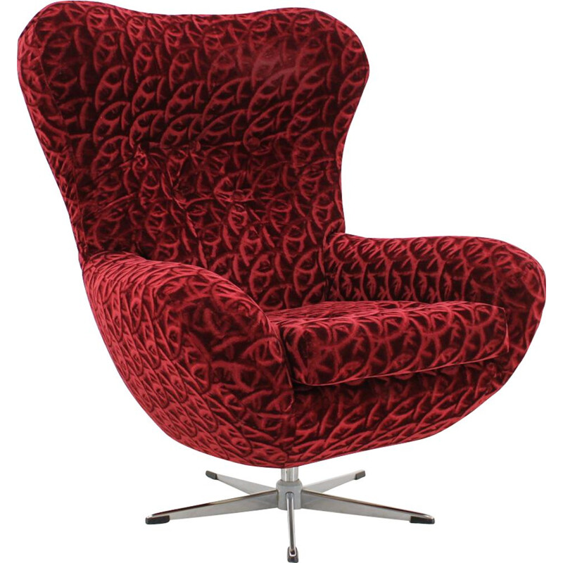 Vintage red swivel armchair 1980