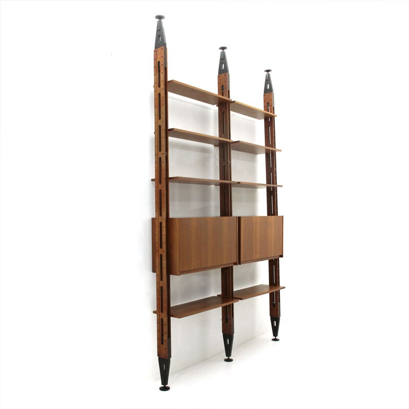 Vintage Giraffa bookcase for Arform in wood and brass 1960s