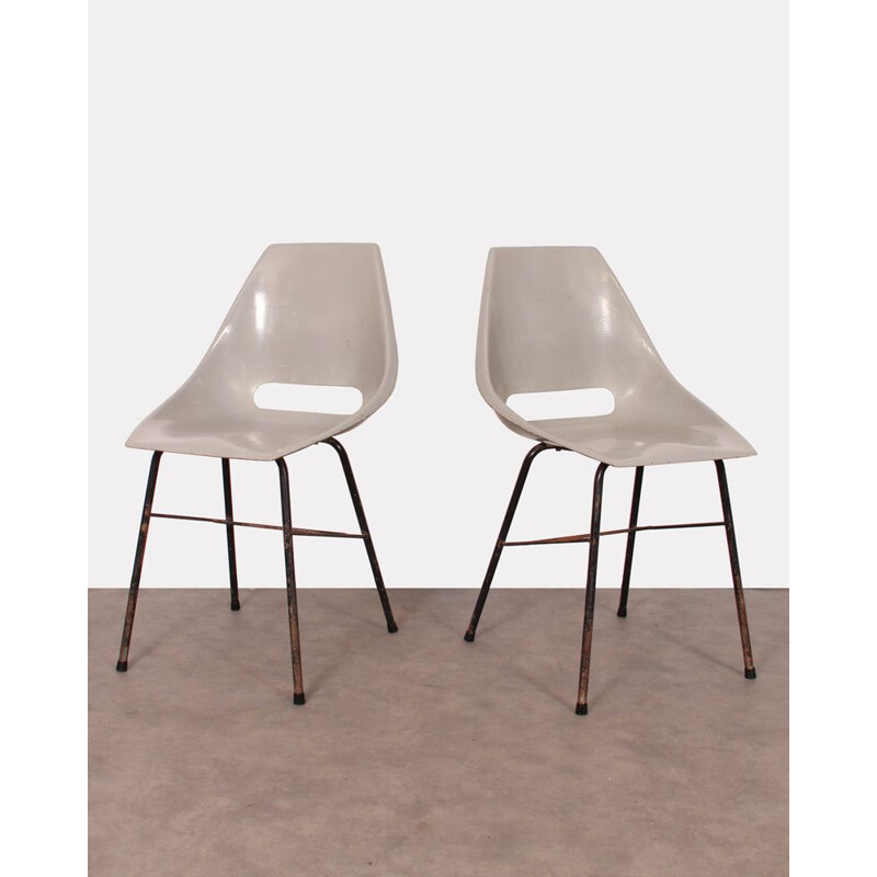Pair of vintage chairs by Navratil for Vertex in grey fiberglass 1960