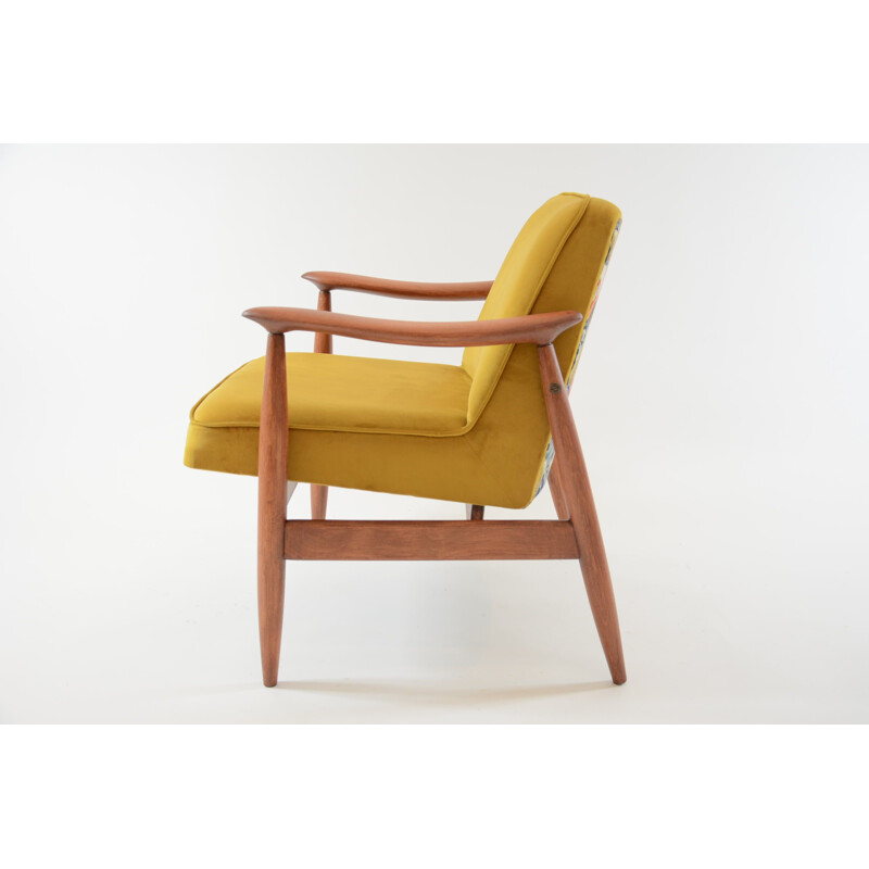 Vintage armchair in yellow velvet and wood 1960