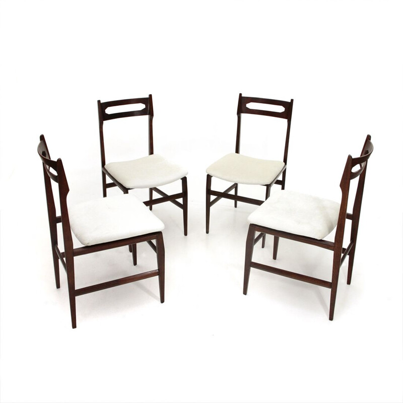 Set of 4 vintage italian chairs in white velvet and wood 1950s