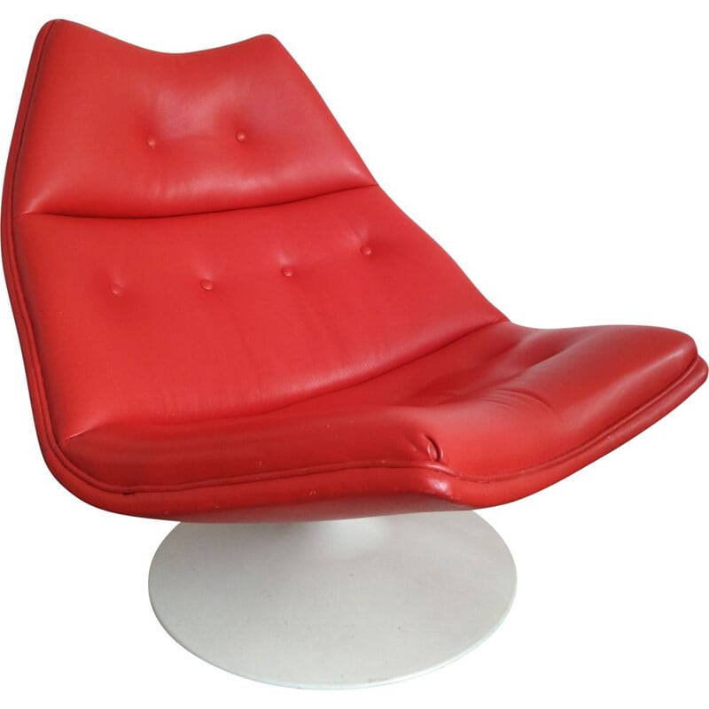 Vintage F511 lounge chair for Artifort in red leather and plastic 1960s