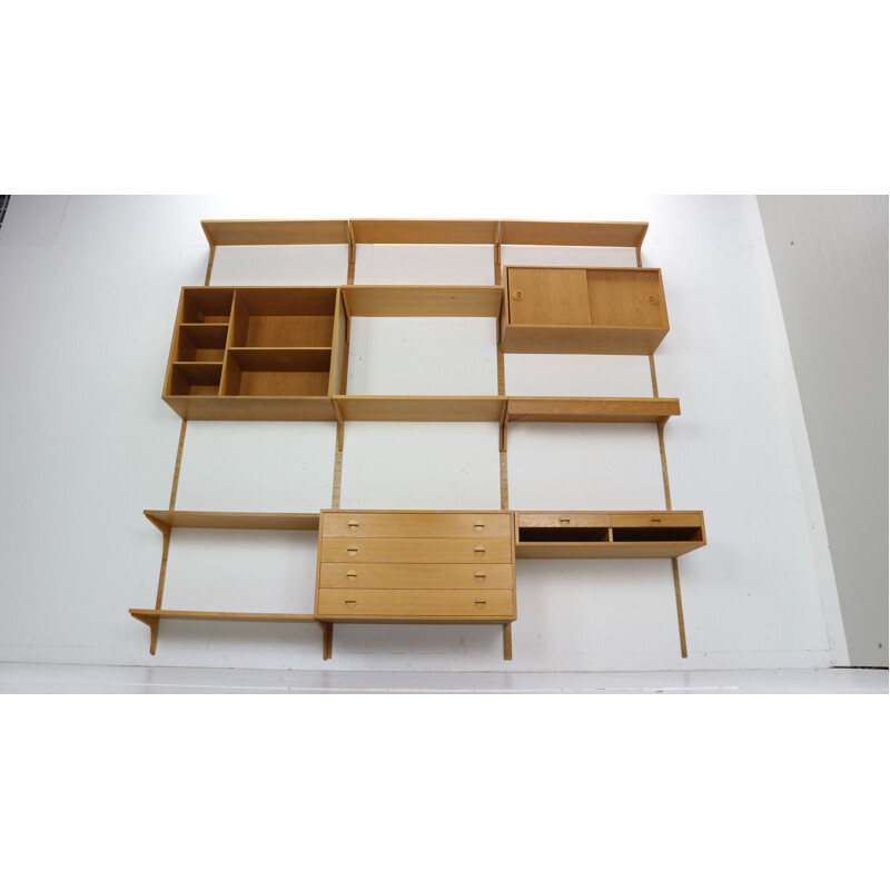 Vintage Oak Wood Wall Unit By Rud Thygesen & Johnny Soren For H.G. Møbler 1960s