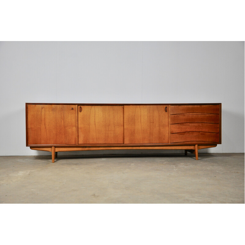 Vintage paola sideboard by Oswald VERMAERCKE for V-FORM 1959