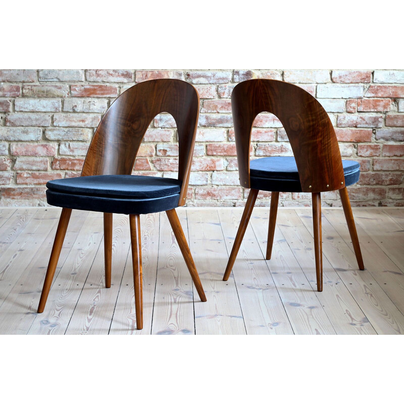 Set of 4 vintage dining chairs by A. Šuman in Steel-Blue velvet by Kvadrat