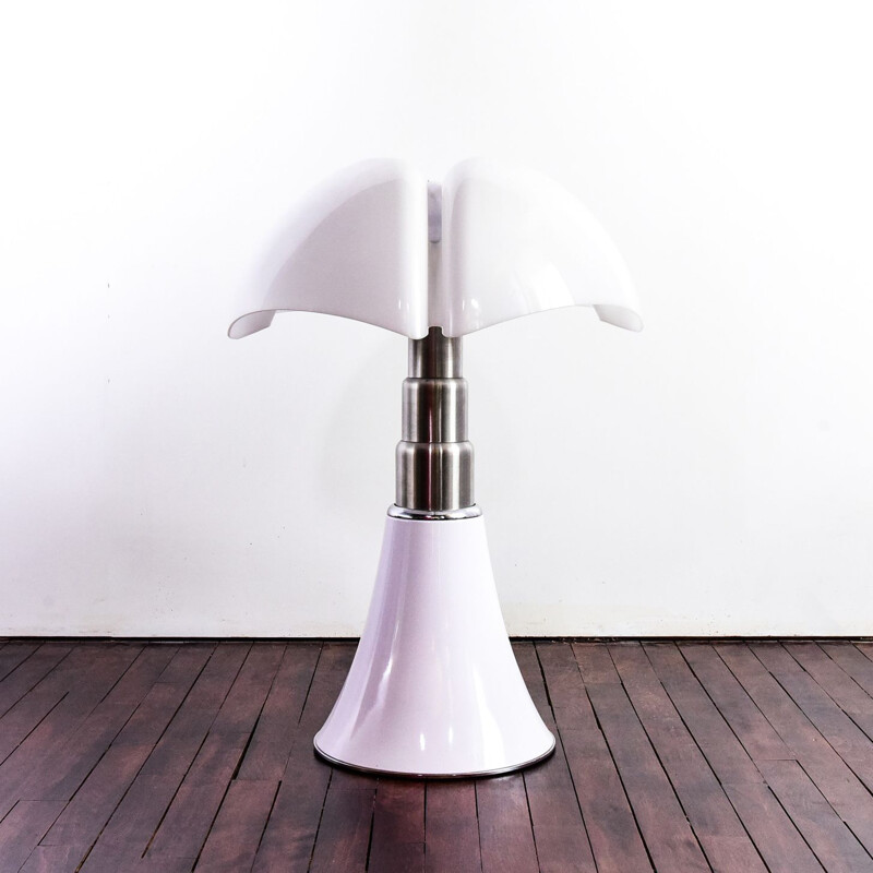 Lampe vintage Pipistrello par Gae Aulenti pour Martinelli Luce Italie 1960s