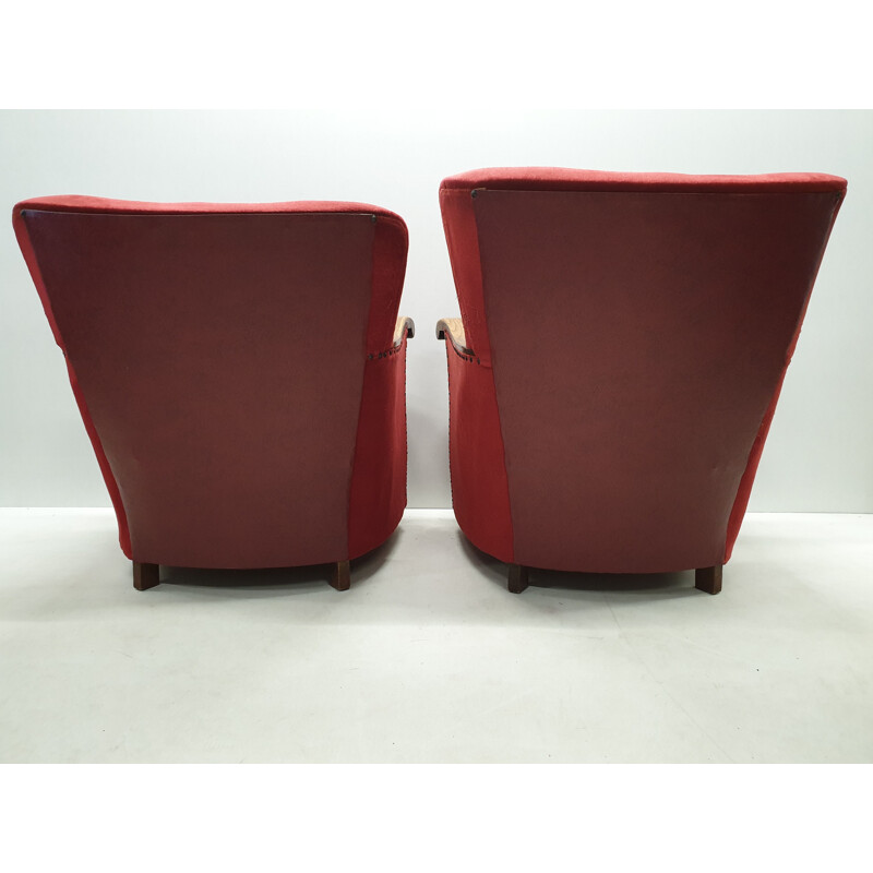 Set of 2 vintage armchairs in oak with wing back Art Deco red velvet 1930s