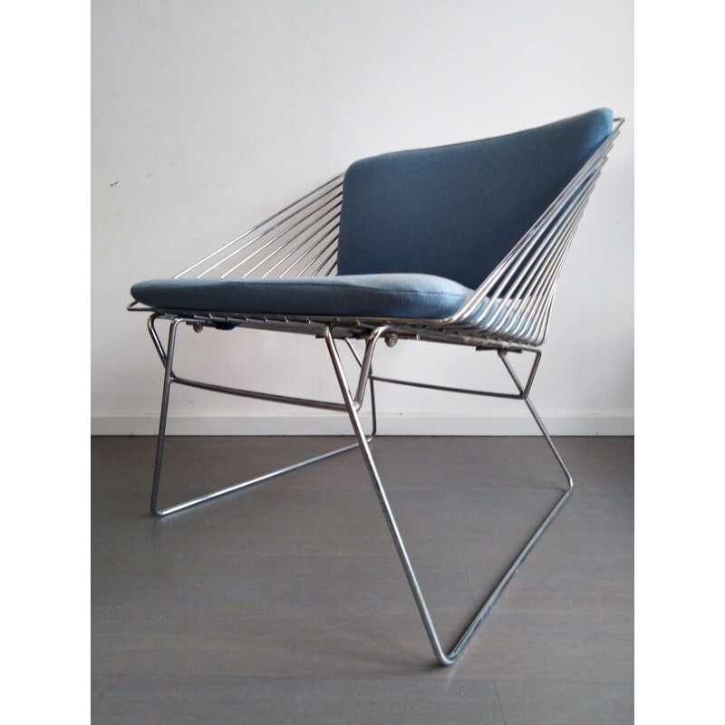 Vintage blue lounge chair for Fritz Hansen in metal 1980s