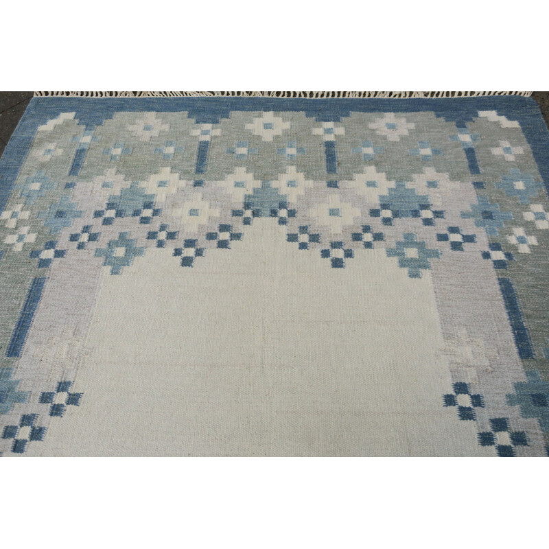 Vintage Scandinavian Kelim Rug