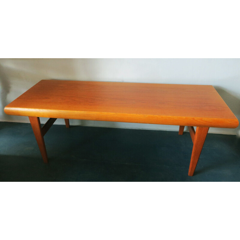 Table basse vintage en teck par Johannes Andersen pour Trioh