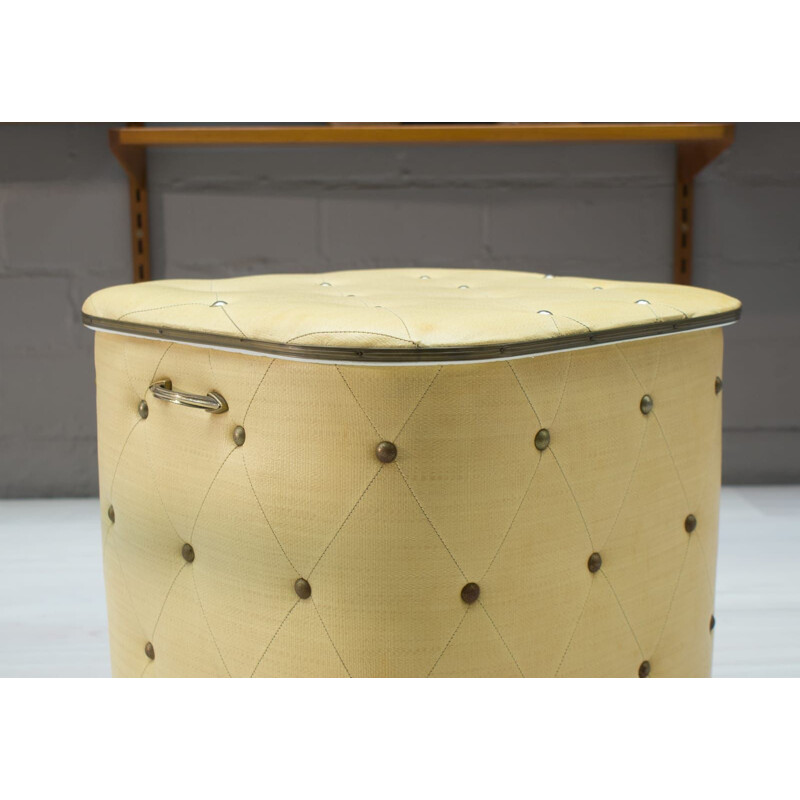 Pouf vintage avec des goujons, années 1950