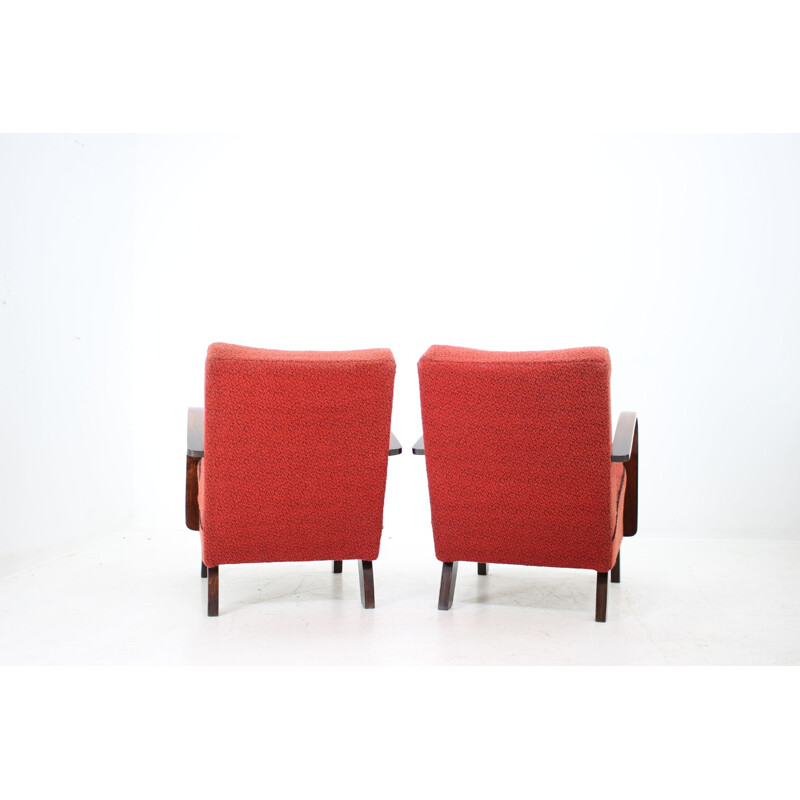 Set of two vintage armchairs by Jindřich Halabala