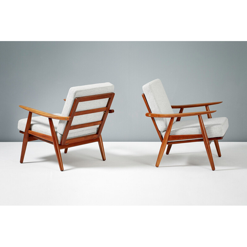 Suite de 2 fauteuils vintage Hans Wegner GE-270