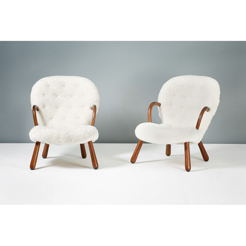 Set of 2 vintage Philip Arctander The Clam Chair, 1944