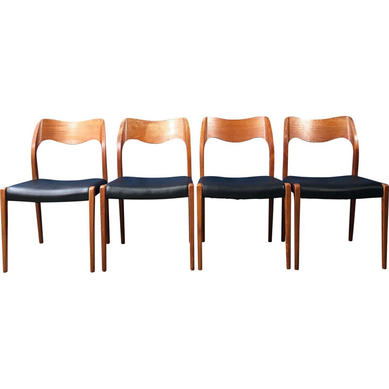 Set of 6 vintage chairs by Niels O. Moller 1960s