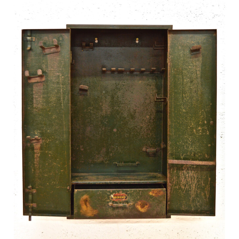 Petite armoire Macrome vintage industrielle en métal - 1960