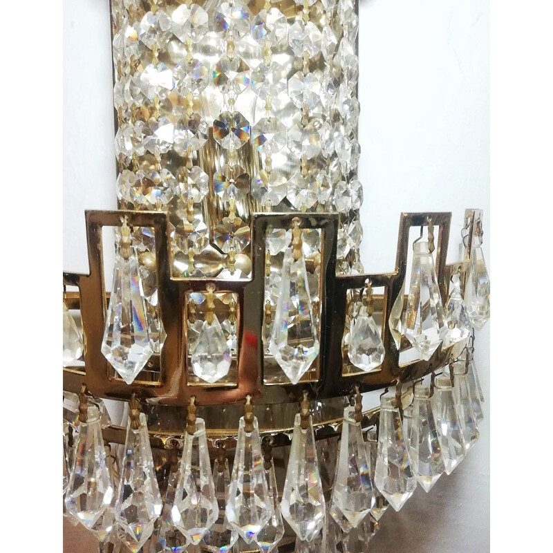 French vintage sconce in crystal and brass 1970s