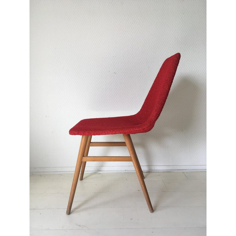 Ensemble de 4 chaises vintage en tissu rouge de Burian et Szek, 1950