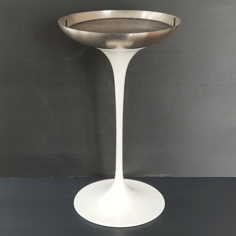 Erro Saarinen vintage tulip ashtray for Knoll in white steel 1960