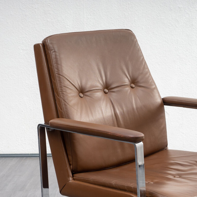 Vintage 1970s office armchair, leather
