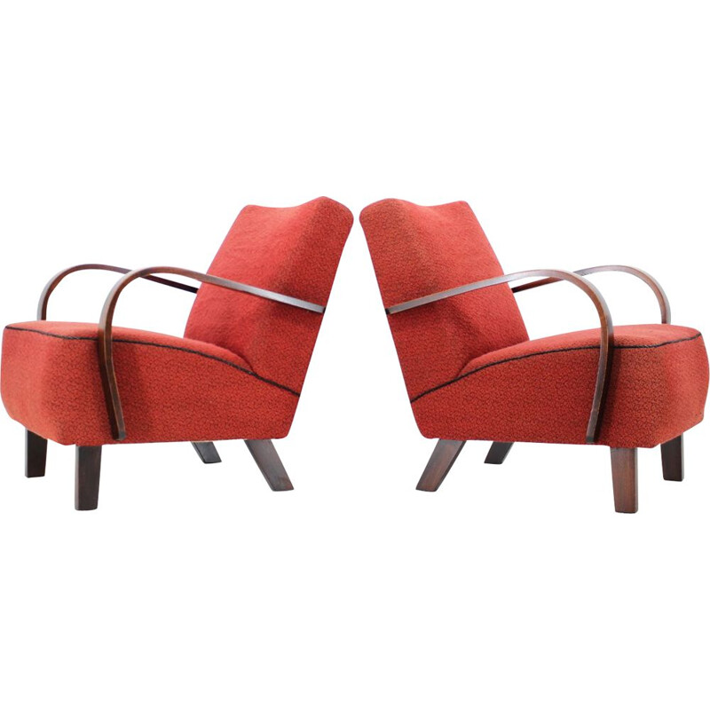 Set of two vintage armchairs by Jindřich Halabala