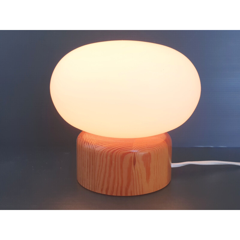 Scandinavian vintage table lamp in pine and glass 1960