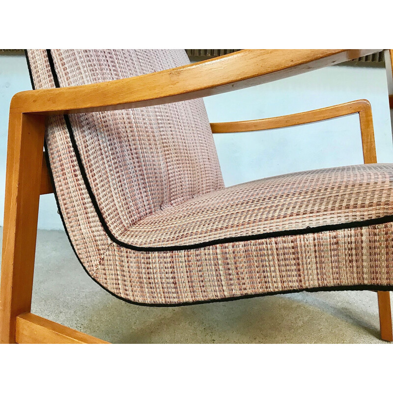 Vintage Vostra 602 Easy Chair for Knoll in pink wool 1960s