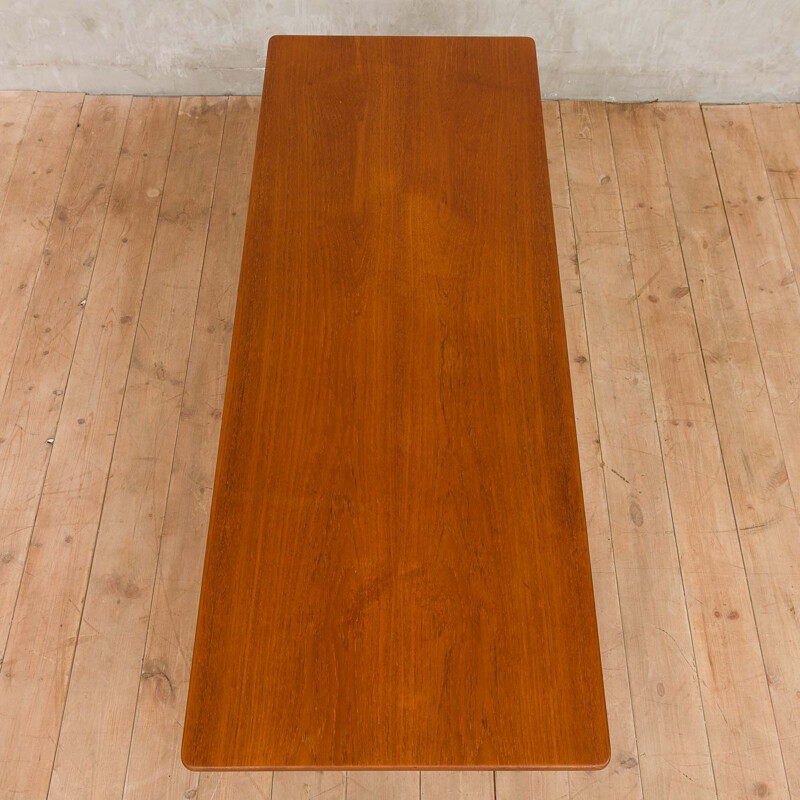 Vintage Borge Mogensen Hunting coffee table in teak