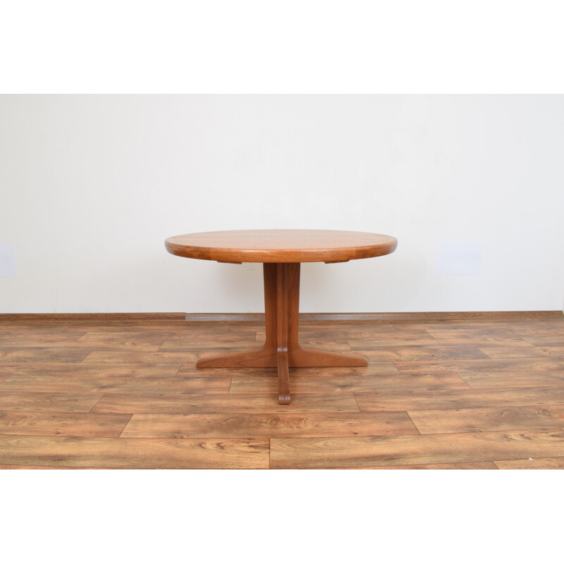 Vintage dining table extendable from VV Møbler Spøttrup, Denmark 1970s