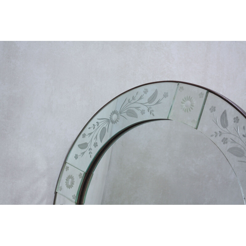 Vintage round engraved italian mirror in glass 1980s