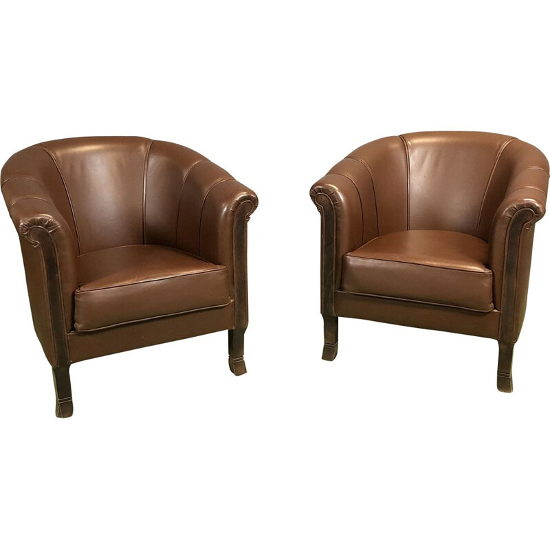 Pair of vintage armchairs club in leather France