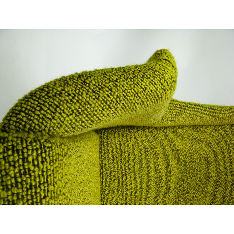 Fauteuil Wingback vintage en tissu jaune et vert par Miroslav Navratil pour Ton, 1960