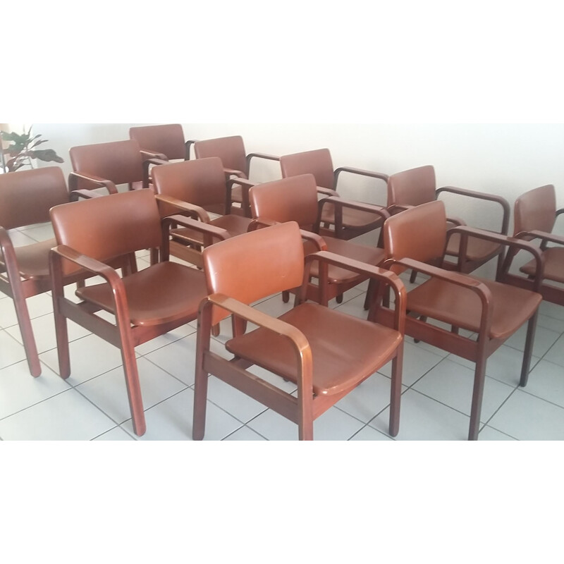 Suite de 12 fauteuils vintage collaborateurs de direction AG BARCELONA série  EVEREST