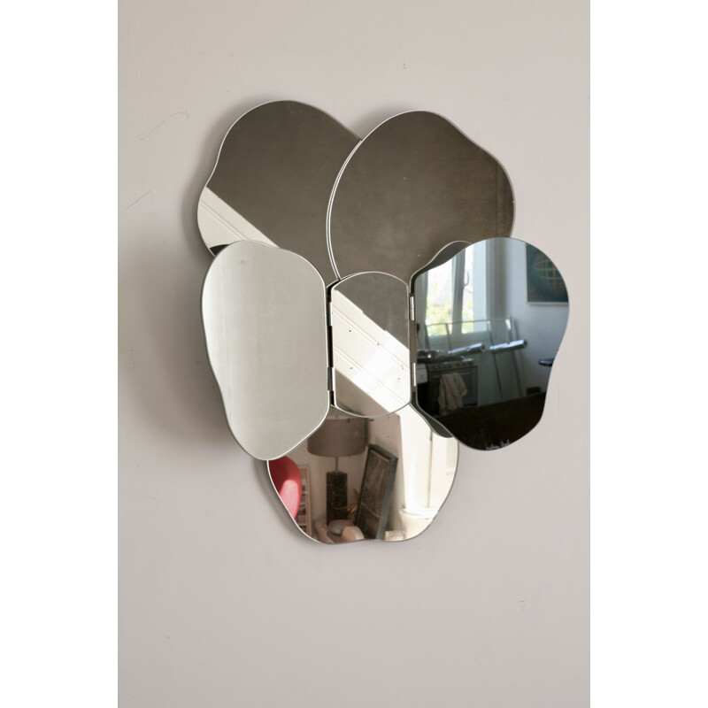 Mathias Paris' removable vintage wall mirror 1970