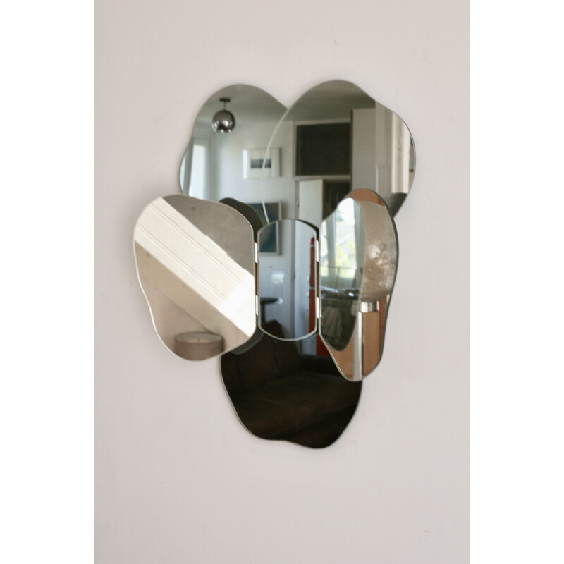 Mathias Paris' removable vintage wall mirror 1970