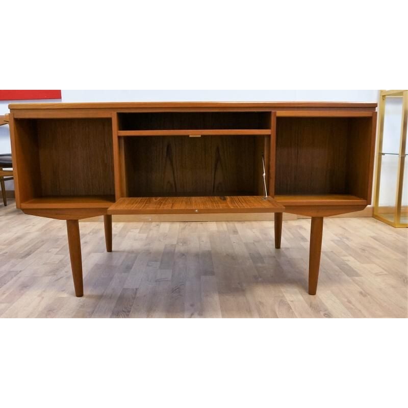 Scandinavian vintage desk for Andreas Pedersen in teak 1960