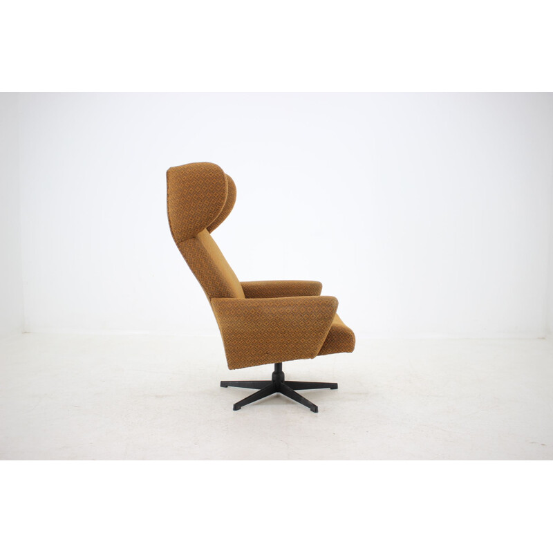 Vintage swivel armchair in fabric and metal 1970s