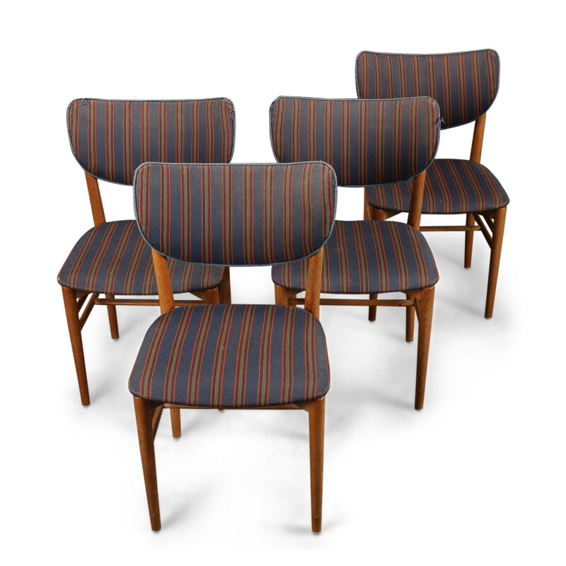 Set of 4 vintage chairs - NIELS KOPPEL