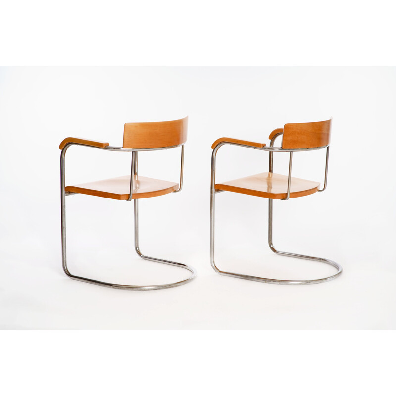 Paire de chaises vintage en acier tubulaire par Vichr & Co 1930s