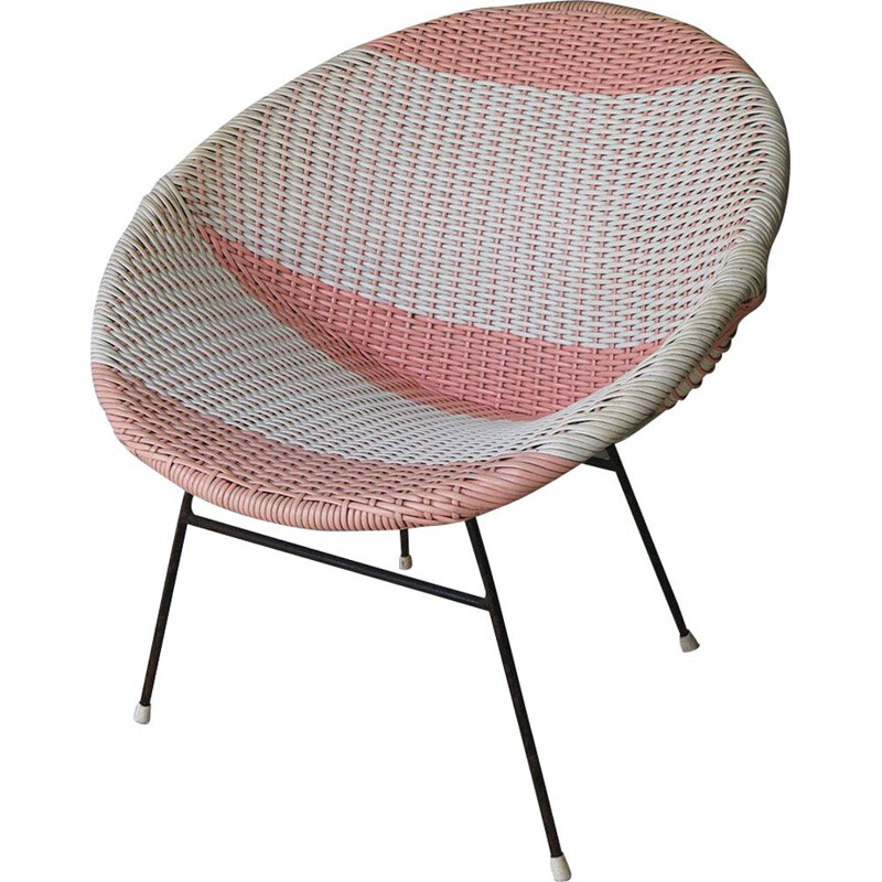 Vintage lounge chair pod shell 1960s