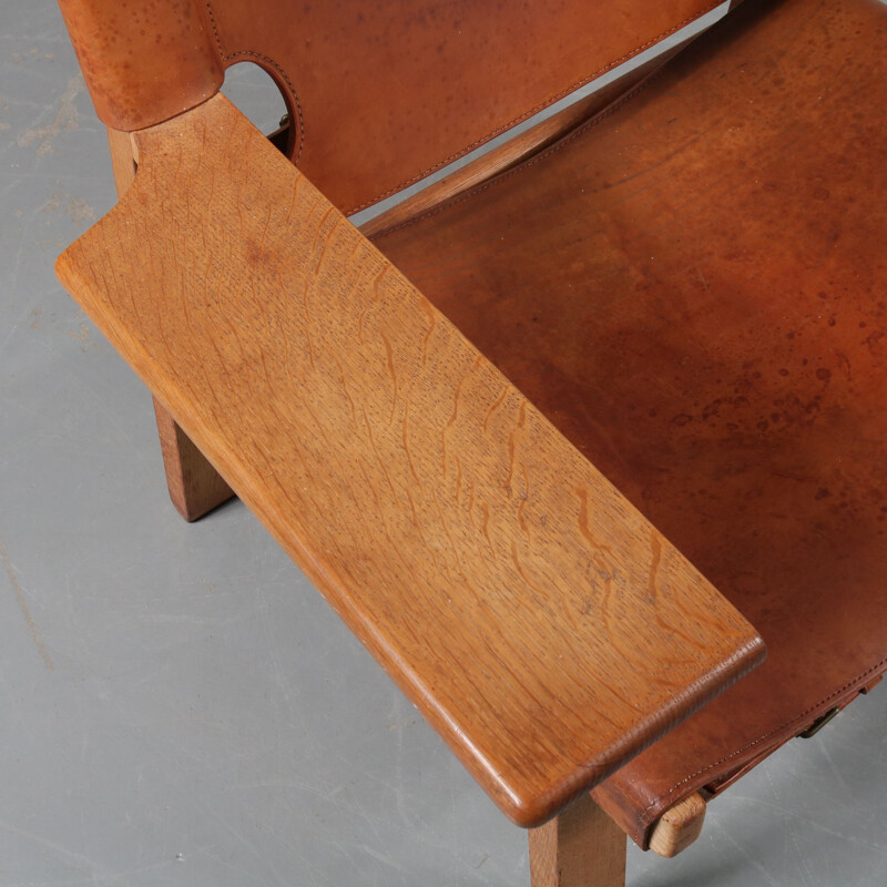 Pair of vintage Spanish chairs for Fredericia in oak and leather 1950s