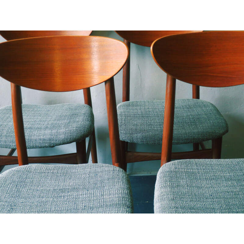 Set of 4 vintage danish chairs in teakwood and fabric 1960s