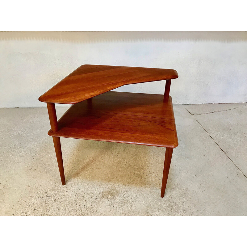 Mesa lateral vintage dinamarquesa de Peter Hvidt e Orla Molgaard-Nielsen para França e Søn, 1960