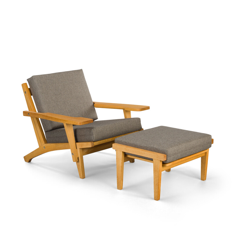 Vintage armchair & ottoman GE370 by Hans J. Wegner for Getama 1960s