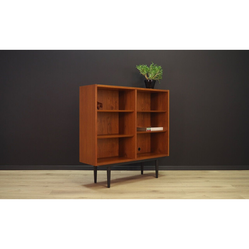 Vintage Hundevad bookcase 1970