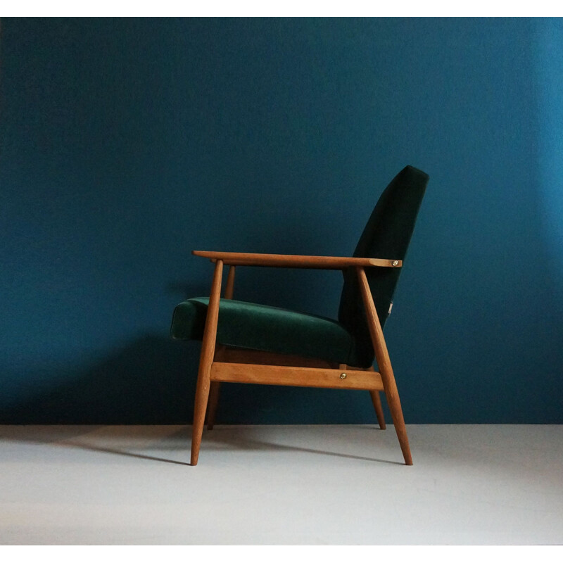 Vintage armchair in beech, green velvet and brass, 1960